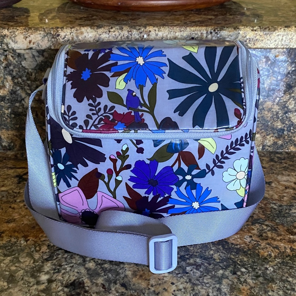 Vera Bradley insulated lunch cooler in Bengal Lilly pattern